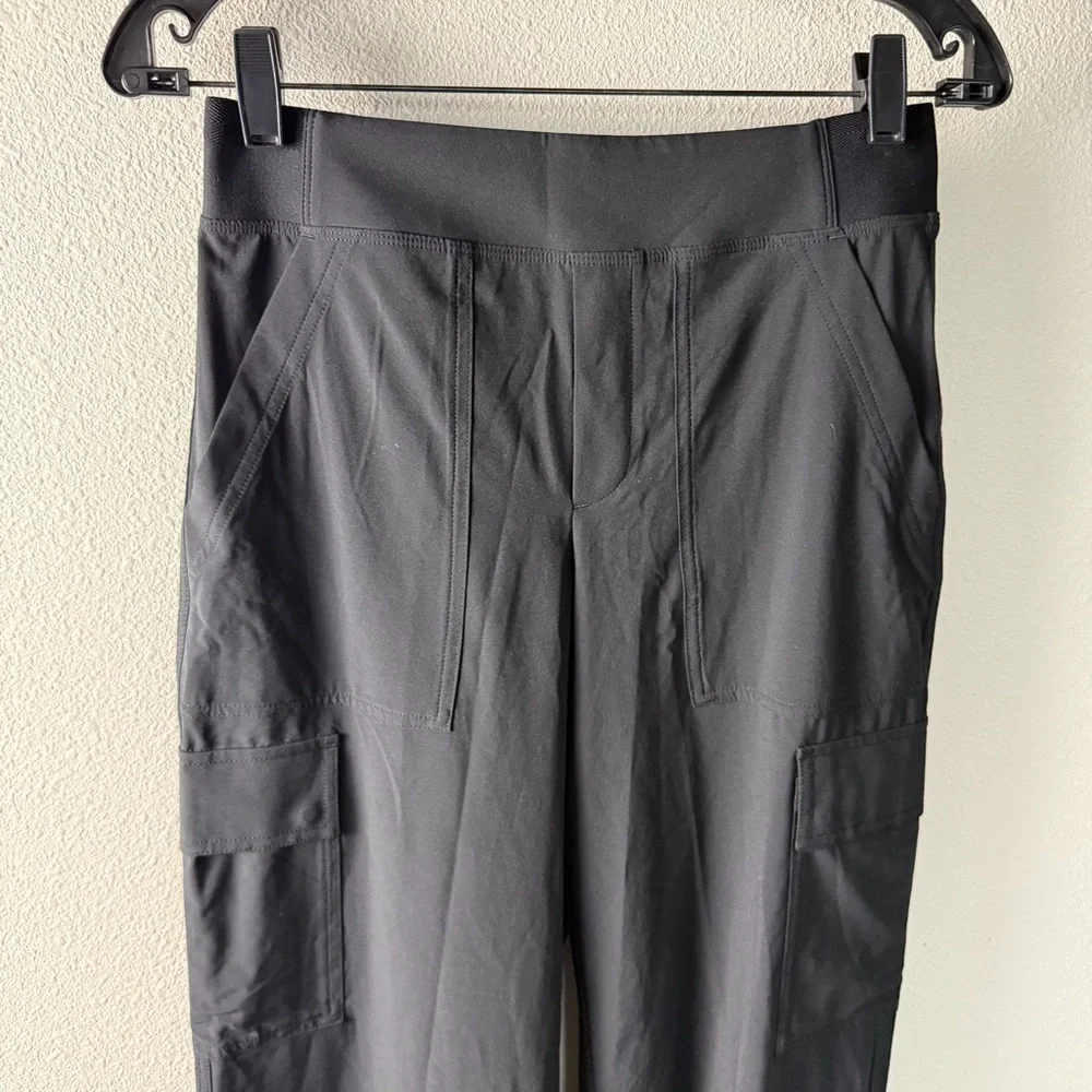 Athleta Brooklyn Heights High Rise Cargo Pant Black Casual Athleisure Women’s 2 - Picture 4 of 13